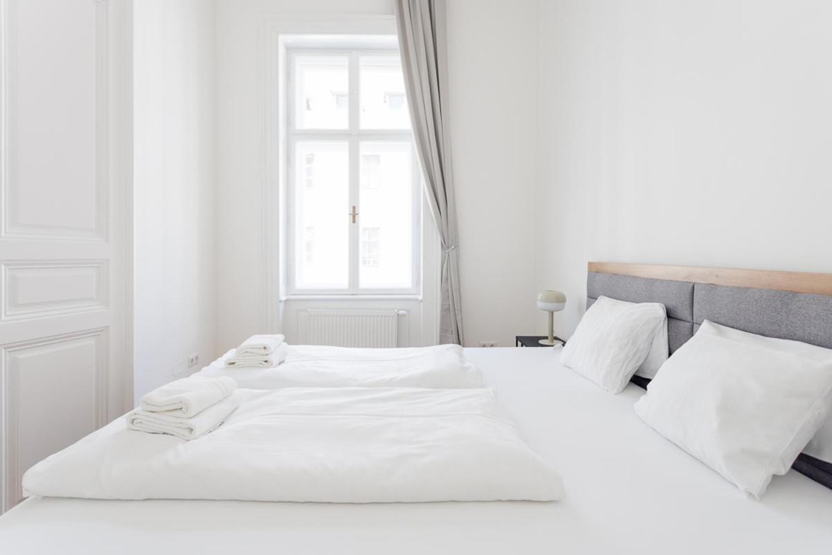 4Ty3 Apartments - Stadtpark City Apartment Is Calling Bécs Kültér fotó