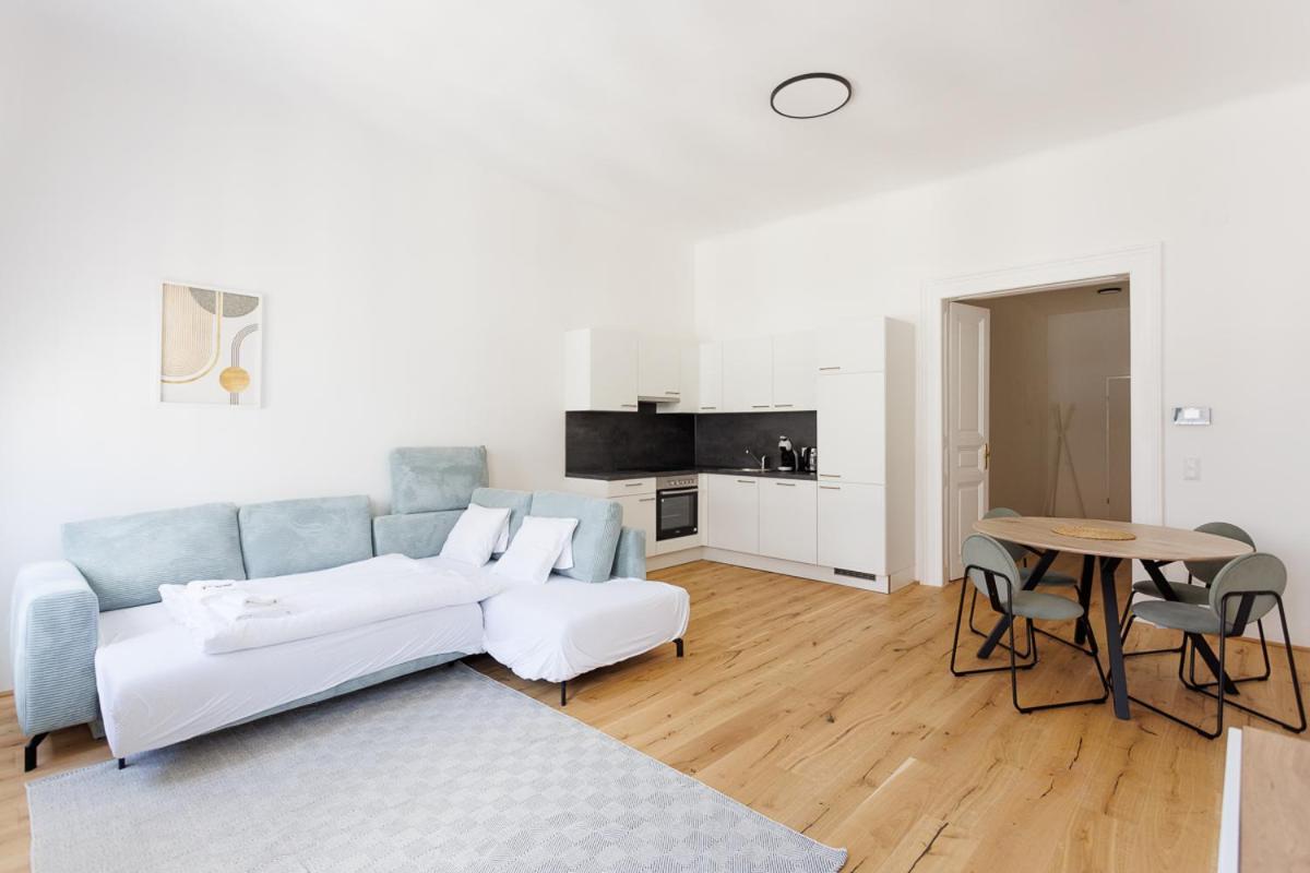 4Ty3 Apartments - Stadtpark City Apartment Is Calling Bécs Kültér fotó